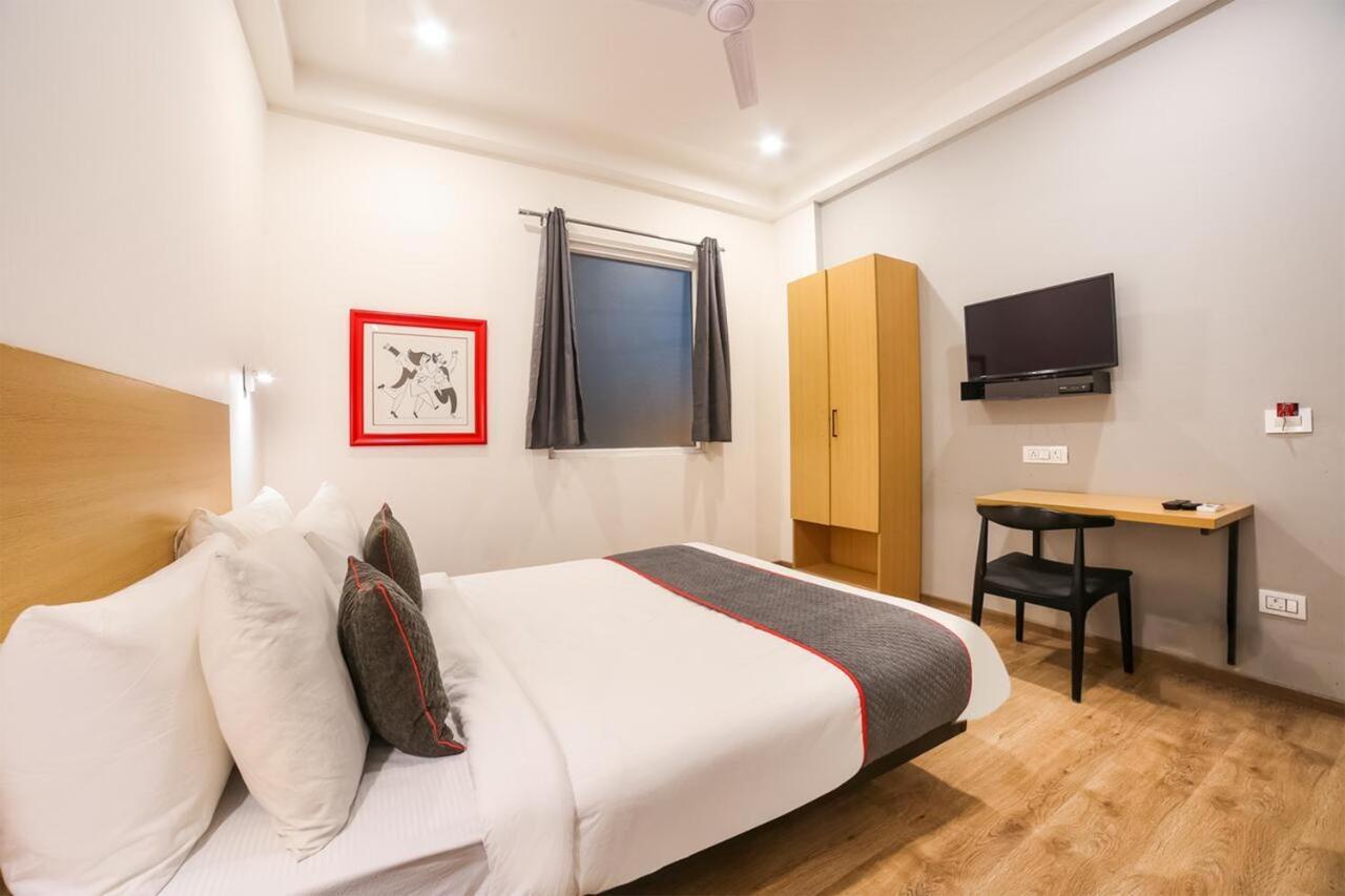 Hotel Admire Inn "Atta Market, Noida Sector 18" المظهر الخارجي الصورة