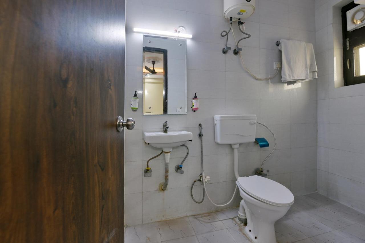 Hotel Admire Inn "Atta Market, Noida Sector 18" المظهر الخارجي الصورة