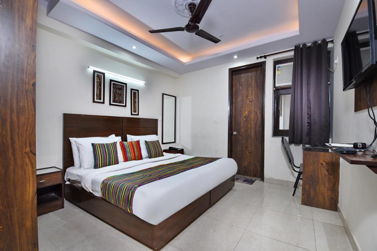 Hotel Admire Inn "Atta Market, Noida Sector 18" المظهر الخارجي الصورة