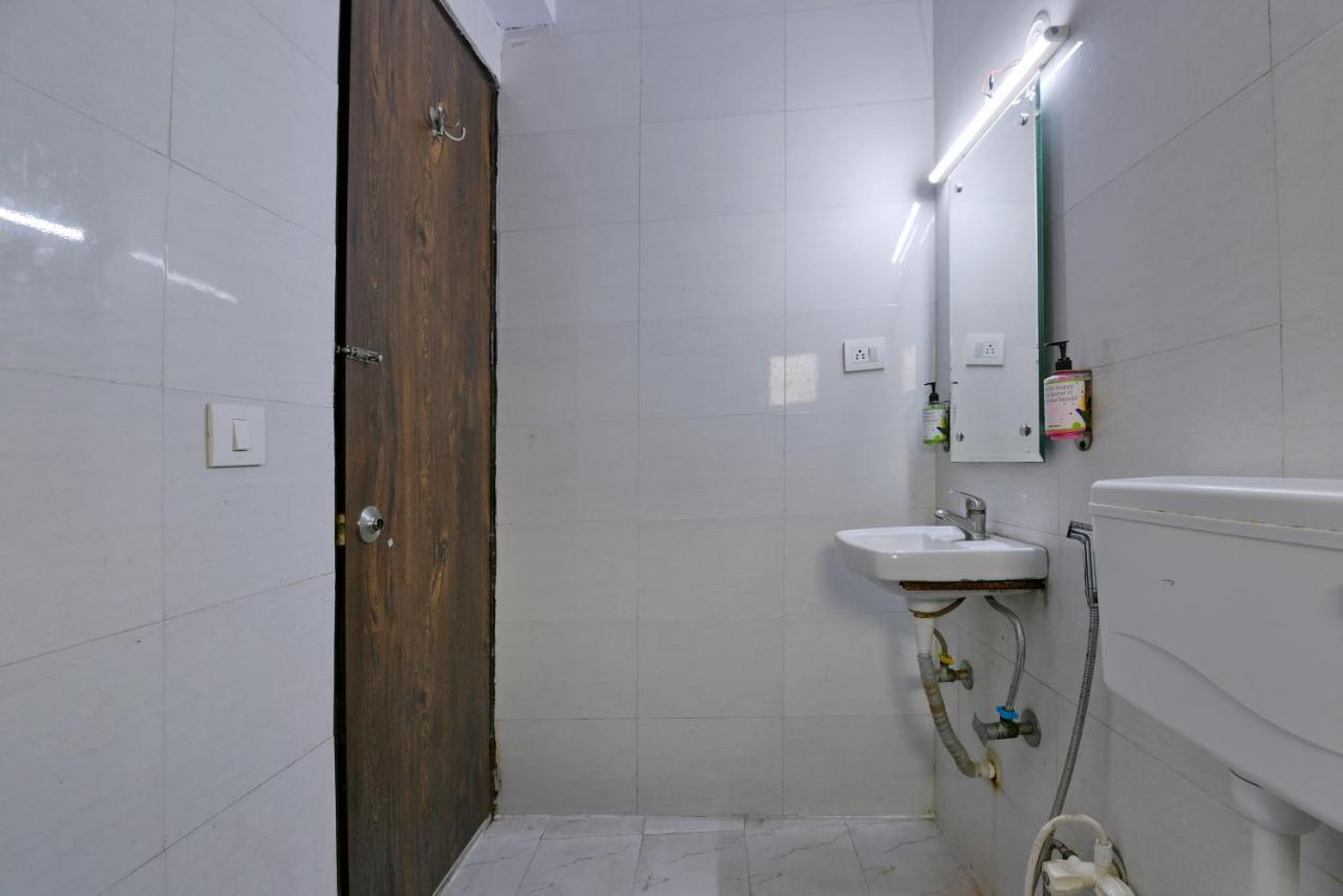 Hotel Admire Inn "Atta Market, Noida Sector 18" المظهر الخارجي الصورة
